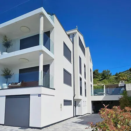 Stylish Unit In - Idyllic Retreat - 6 Apartmán Komarna
