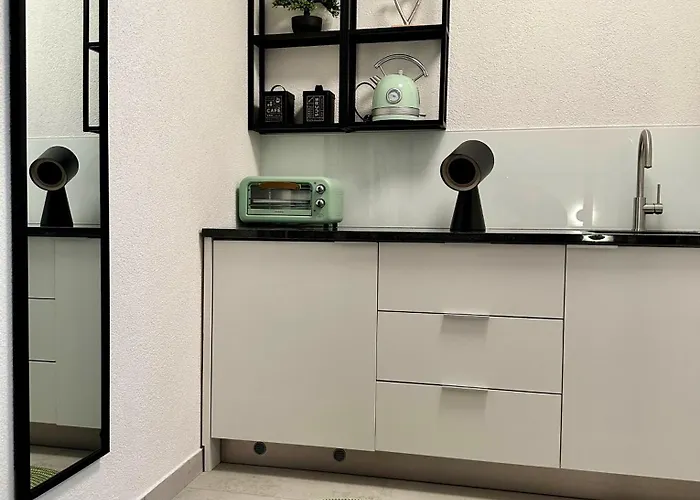 Stylish Unit In - Idyllic Retreat - 6 아파트 *