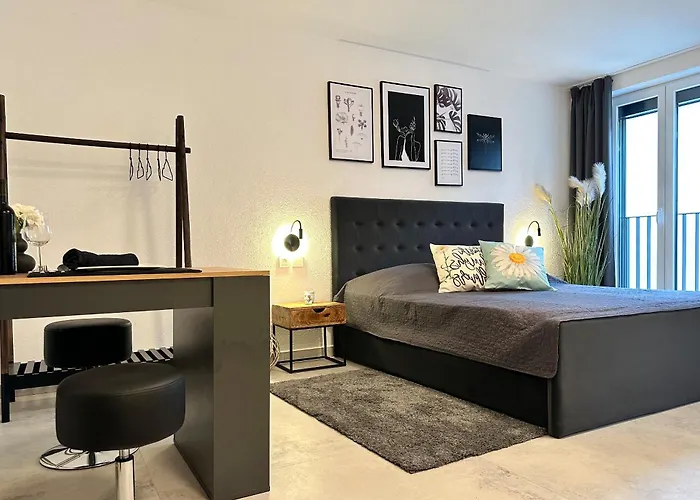아파트 Stylish Unit In - Idyllic Retreat - 6
